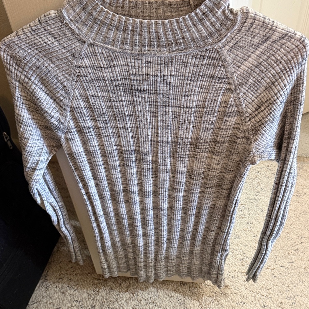 St. John's Bay Gray Ribbed Turtleneck Sweater